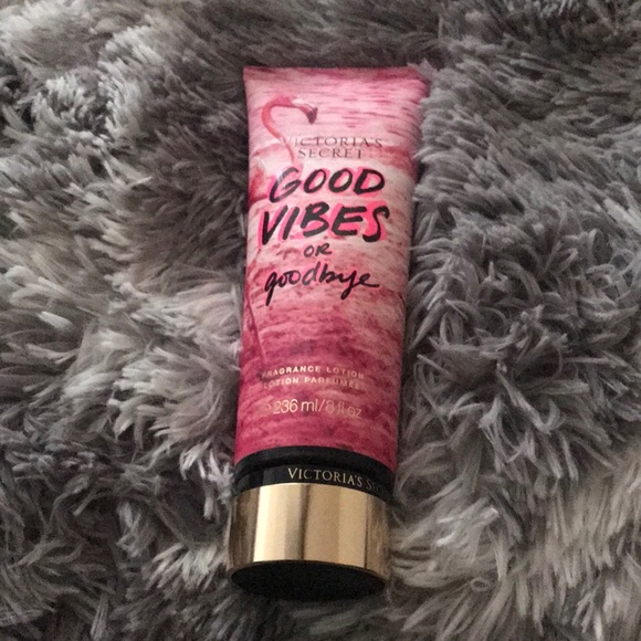 Victoria's Secret Other - Good vibes or goodbye